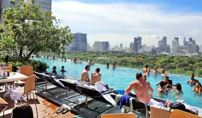 raheja-vanya-swimming-pool-gurgaon-99a